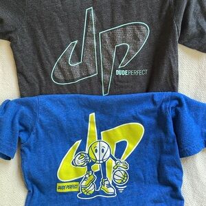 2 Dude Perfect t-shirts Y-Small